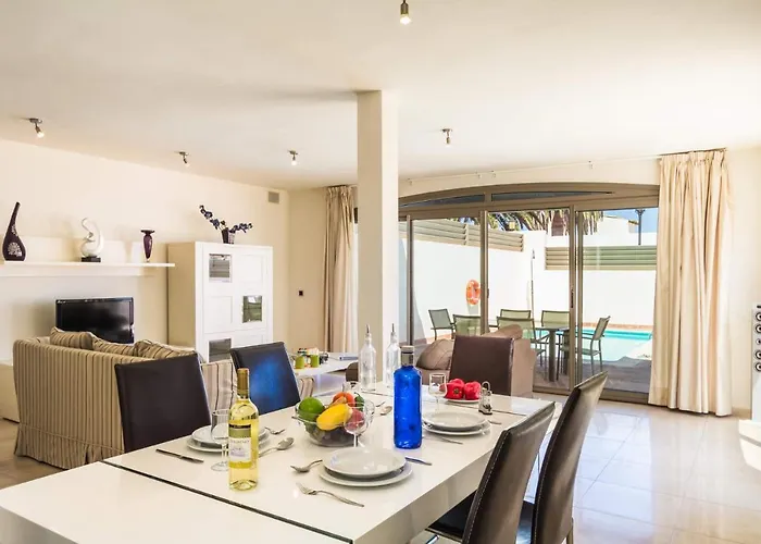 Pino By Villa Corralejo